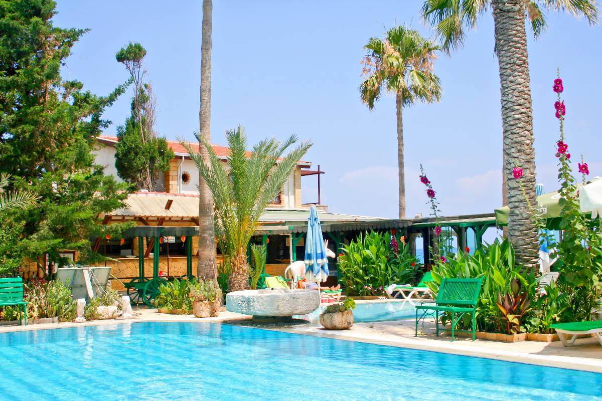 3 topset hotel kyrenia.JPG