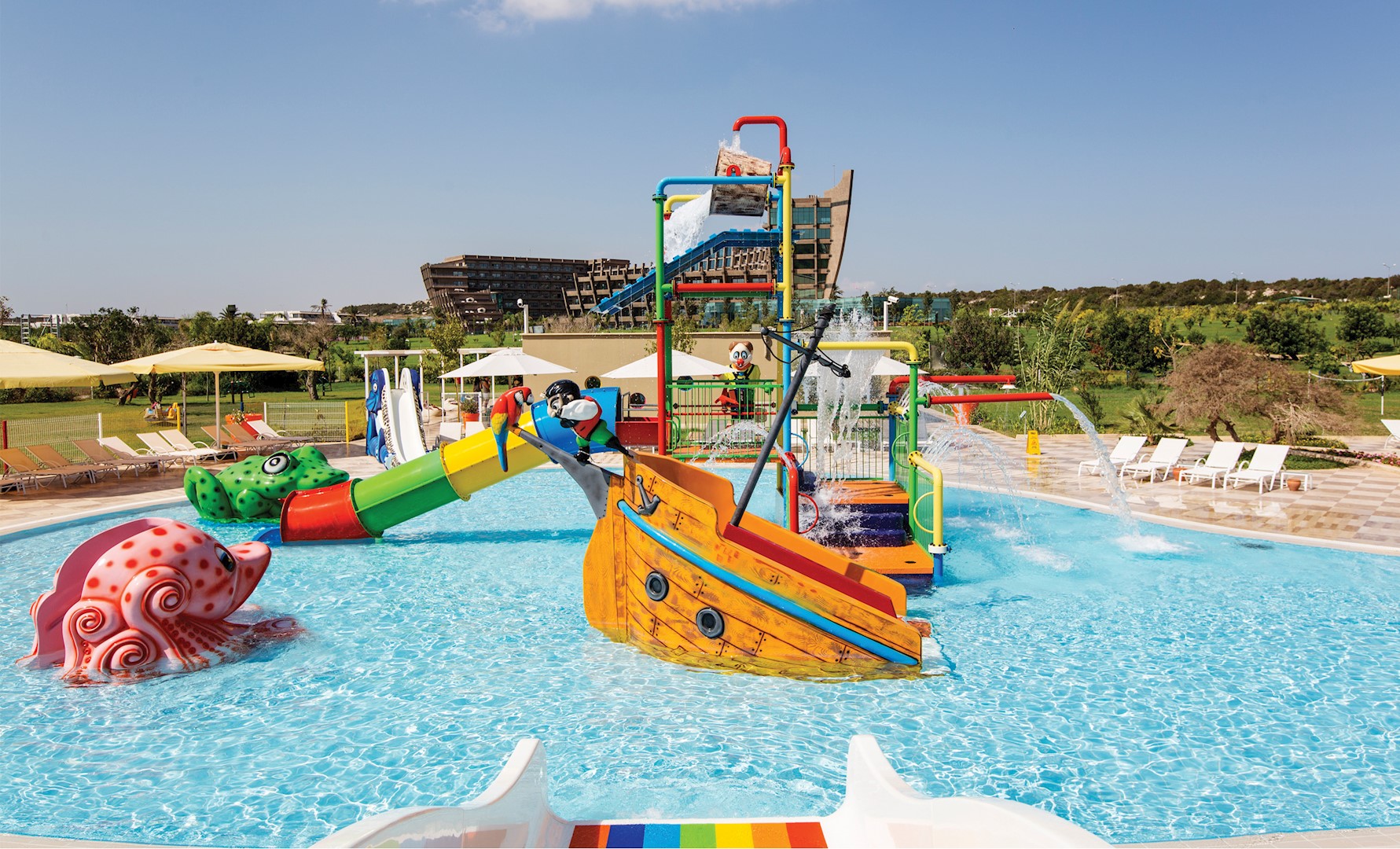 noahs ark hotel kids pool