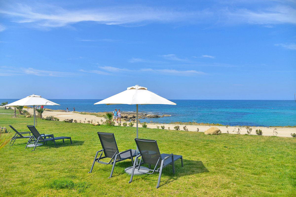 2 amphora hotel seaview cyprus