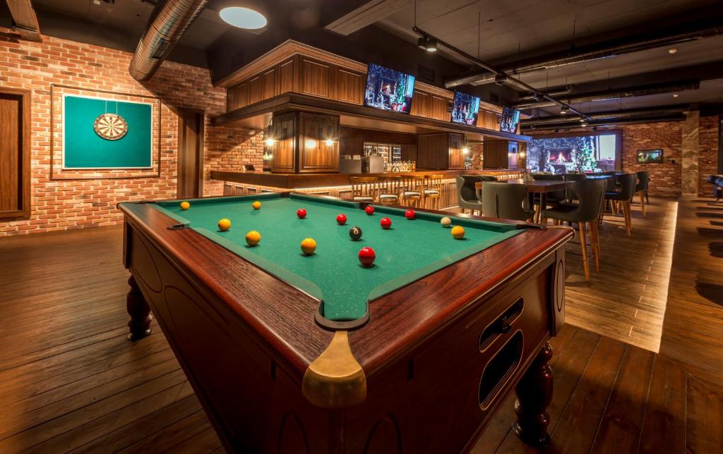 Games, Beaches & Shopping Nearby