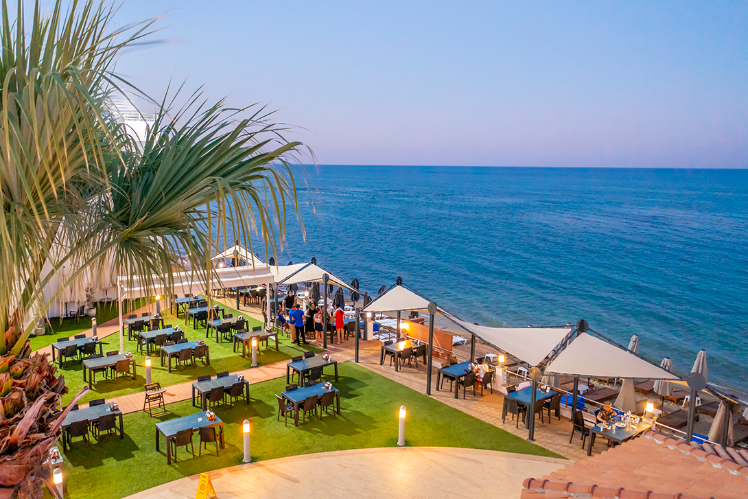 20-mimoza-hotel-beach-side-Resturent-famagusta
