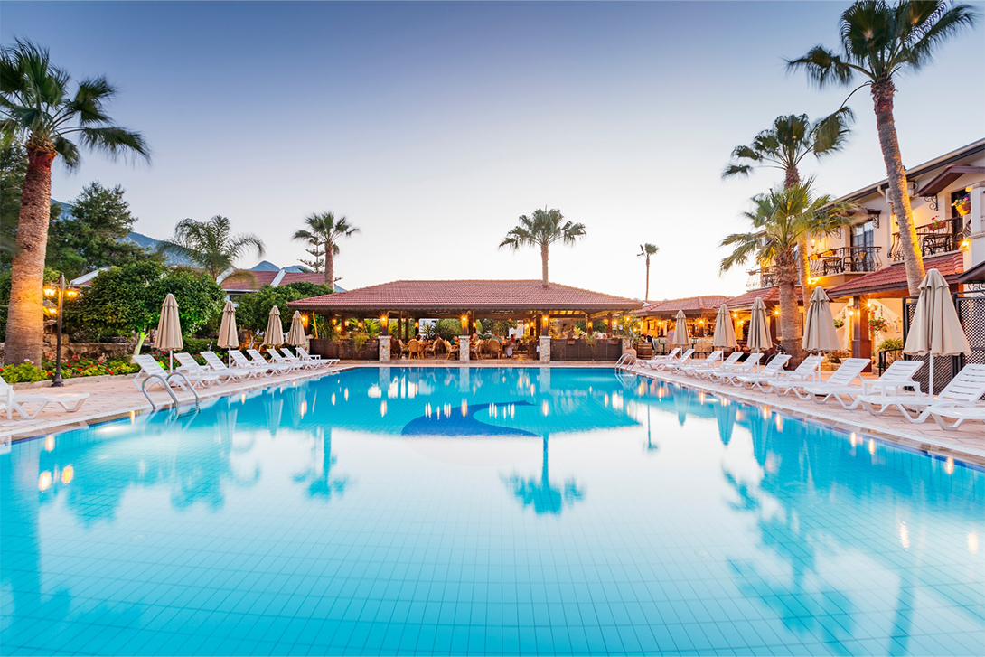 almond village pool area kyrenia